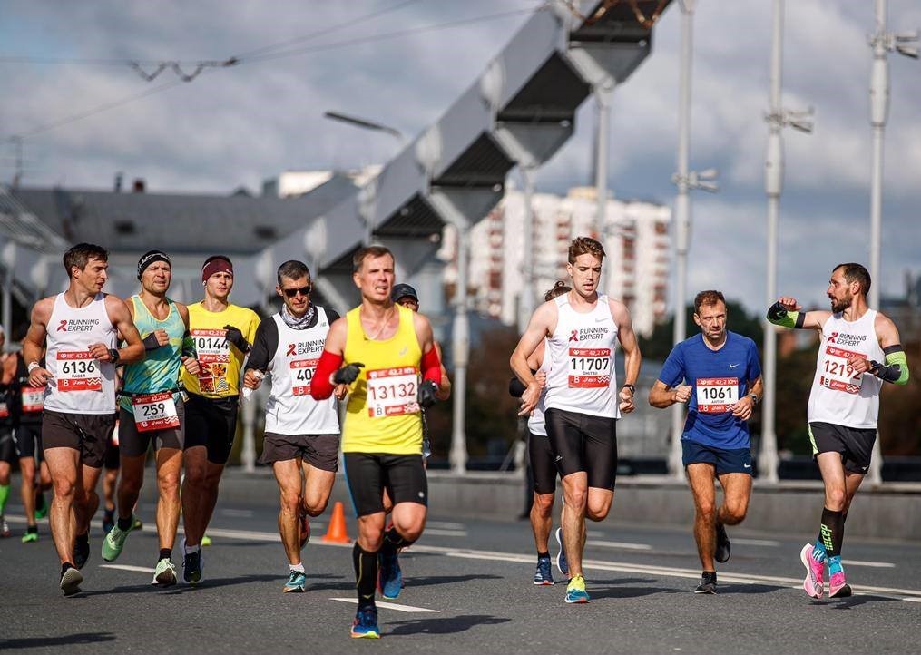 Бегуны Running Expert на Московским марафоне